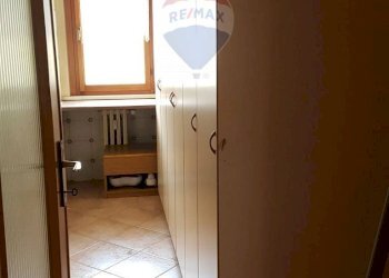 Hall / corridoio - Trilocale Via Feltre
 
105, Belluno - foto 12