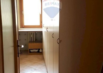 Hall / corridoio - Trilocale Via Feltre
 
105, Belluno - foto 13