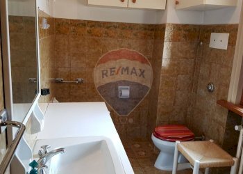 Bagno - Trilocale Via Feltre
 
105, Belluno - foto 19