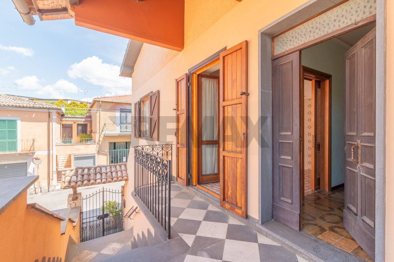 Balcone - Casa indipendente Via Roma
 
96, Ischia di Castro - foto 1