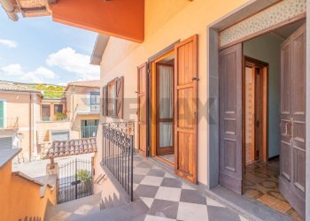 Balcone - Casa indipendente Via Roma
96, Ischia di Castro - foto 1