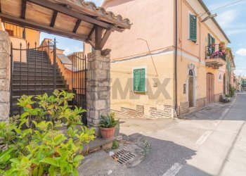 Casa all\'aperto - Casa indipendente Via Roma
96, Ischia di Castro - foto 4