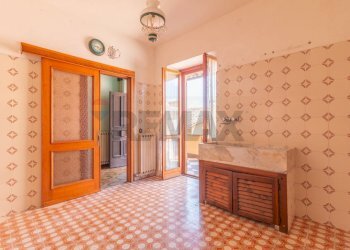 Stanza vuota - Casa indipendente Via Roma
96, Ischia di Castro - foto 13