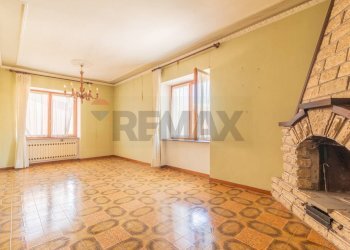 Stanza vuota - Casa indipendente Via Roma
96, Ischia di Castro - foto 19