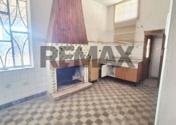 Cucina - Casa semi indipendente via Francesco Baracca
168, Santi Cosma e Damiano - foto 1
