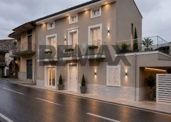 Casa all\'aperto - Casa semi indipendente via Francesco Baracca
168, Santi Cosma e Damiano - foto 12