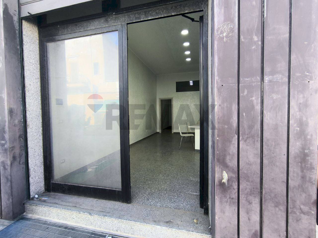 Ricezione / Lobby - Commercial Premises Via Mannarino
9, Mesagne - photo 3