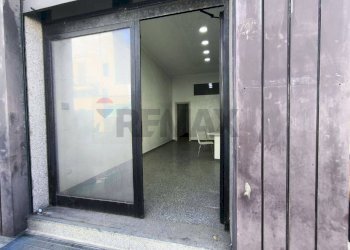 Ricezione / Lobby - Commercial Premises Via Mannarino
9, Mesagne - photo 3