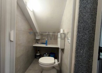 Bagno - Commercial Premises Via Mannarino
9, Mesagne - photo 10