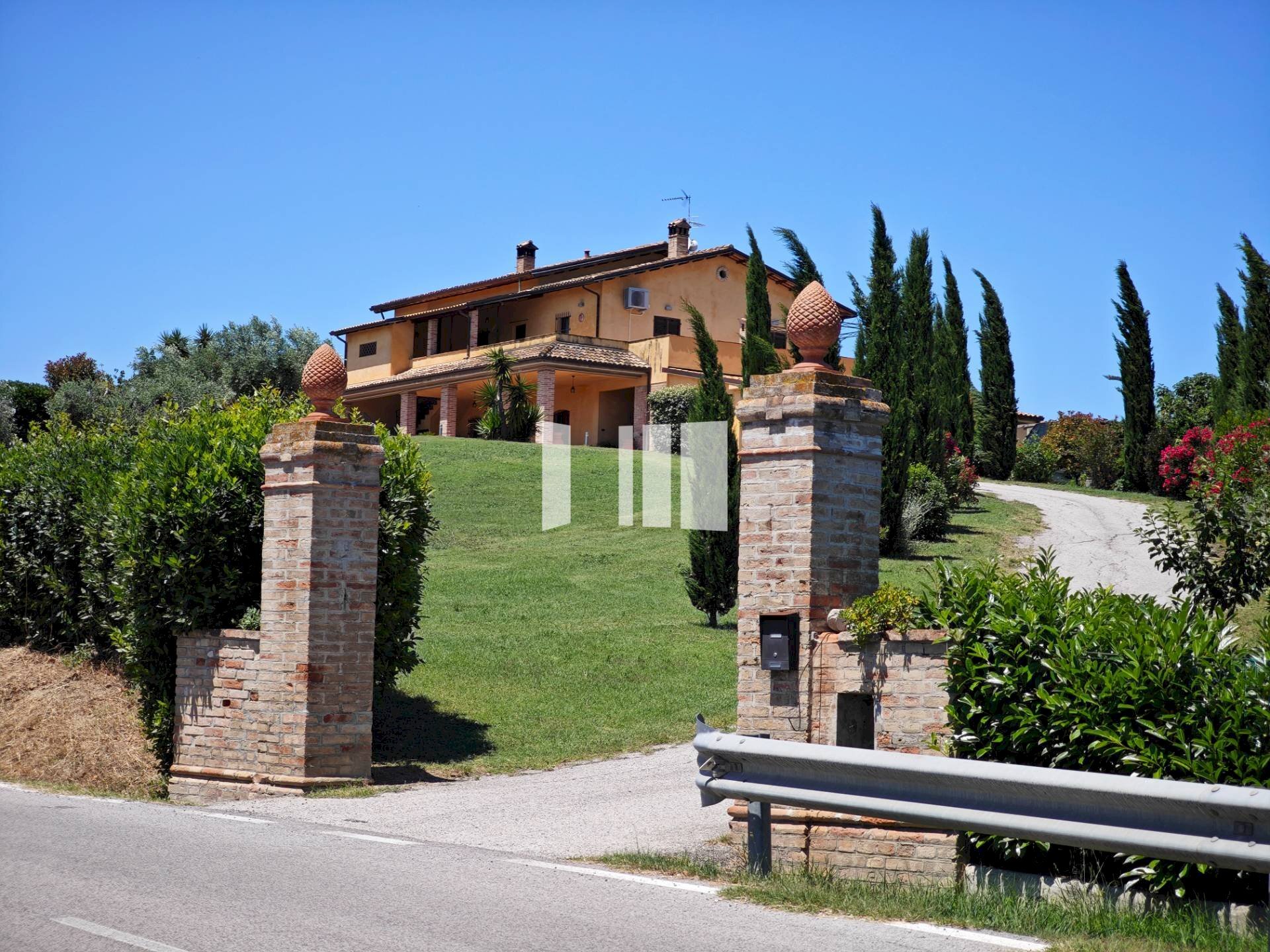 Foto 1 - Villa Contrada Santa Croce
 
30, Notaresco - photo 1