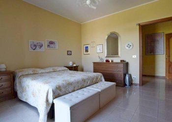 Camera da letto - Apartment strada di Gratteria, 120, Mondovì - photo 11