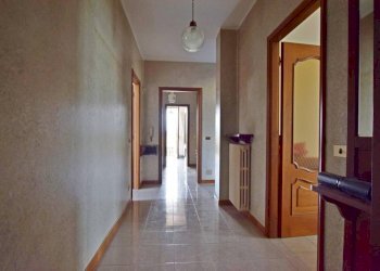 Corridoio - Apartment strada di Gratteria, 120, Mondovì - photo 18