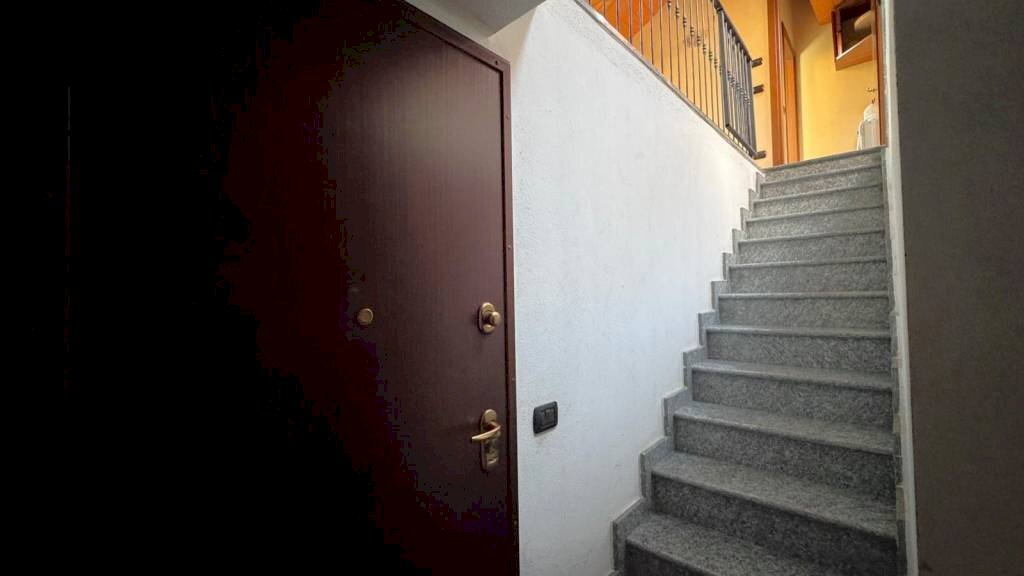 Ingresso - Appartamento via Roma, 19, Quart - foto 3