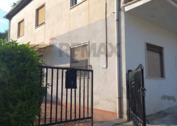 Casa all\'aperto - Casa semi indipendente Via Ravano di Sopra
 
19, Pontecorvo - foto 1