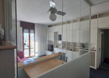 Dettagli - Three-room apartment via Gaspare Aselli, 27, Milano (neighborhood Città Studi) - photo 2
