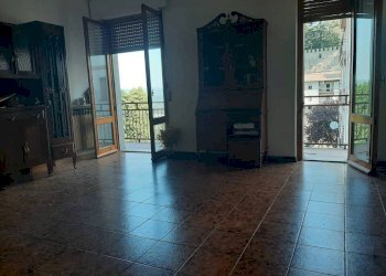 Salone - Four-room apartment via Recamo, 5, Melazzo - photo 16
