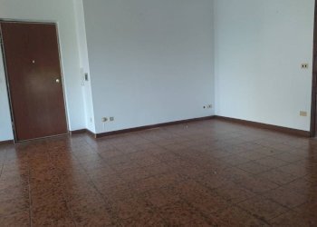 Salone - Four-room apartment via Recamo, 5, Melazzo - photo 21