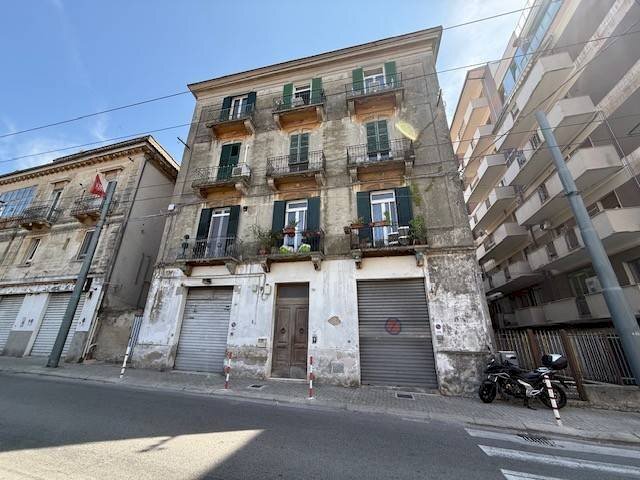Facciata - Appartamento via Federico Salomone, 78, Chieti - foto 1
