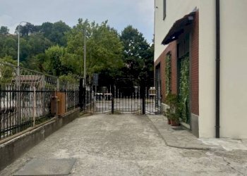 Cortile interno - Warehouse via Nazionale, 153, Pinerolo - photo 16
