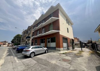 Facciata - Warehouse via Nazionale, 153, Pinerolo - photo 21