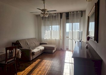 soggiorno - Three-room apartment via I Maggio, Tavazzano con Villavesco - photo 3
