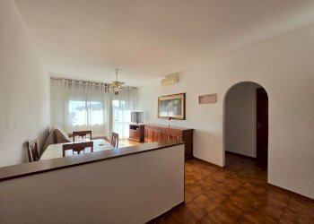 soggiorno - Three-room apartment via I Maggio, Tavazzano con Villavesco - photo 4