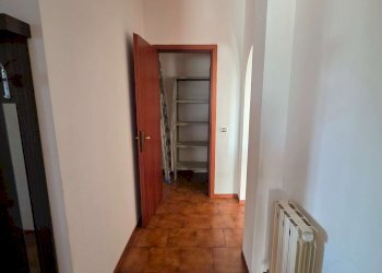 disimpegno - Three-room apartment via I Maggio, Tavazzano con Villavesco - photo 12