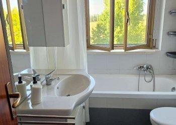 bagno - Three-room apartment via I Maggio, Tavazzano con Villavesco - photo 34