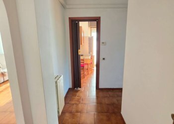 disimpegno - Three-room apartment via I Maggio, Tavazzano con Villavesco - photo 62