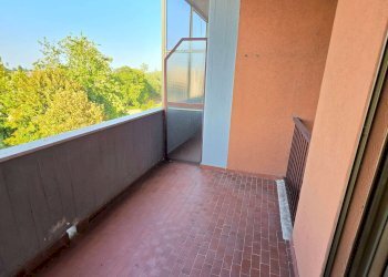 balcone - Three-room apartment via I Maggio, Tavazzano con Villavesco - photo 85