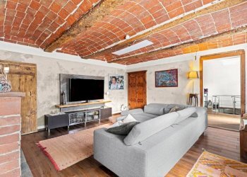 Salone - Rustic via San Siro, 26, Calosso - photo 13
