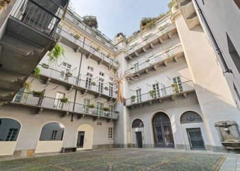 Cortile interno - Appartamento via Alfieri, 6, Torino (zona Centro) - foto 17