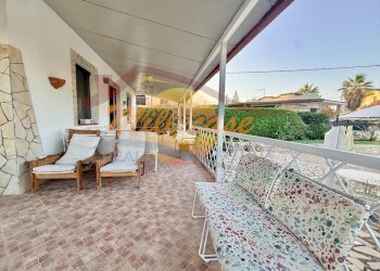 c8792935-a5ac-4eb7-958a-44465631cb04 - Villa Viale dei Lidi, Siracusa - foto 24