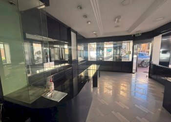 Locale Commerciale Ventimiglia - foto 1