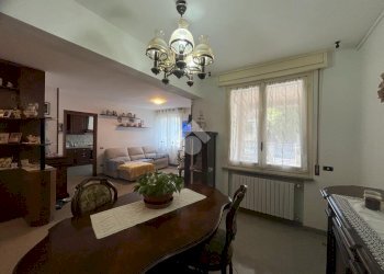 Four-room apartment Via G. Pascoli, Castelnovo di Sotto - photo 2