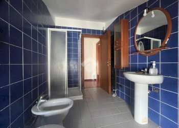 Apartment Viale Della Costituzione, Castelnovo di Sotto - photo 9