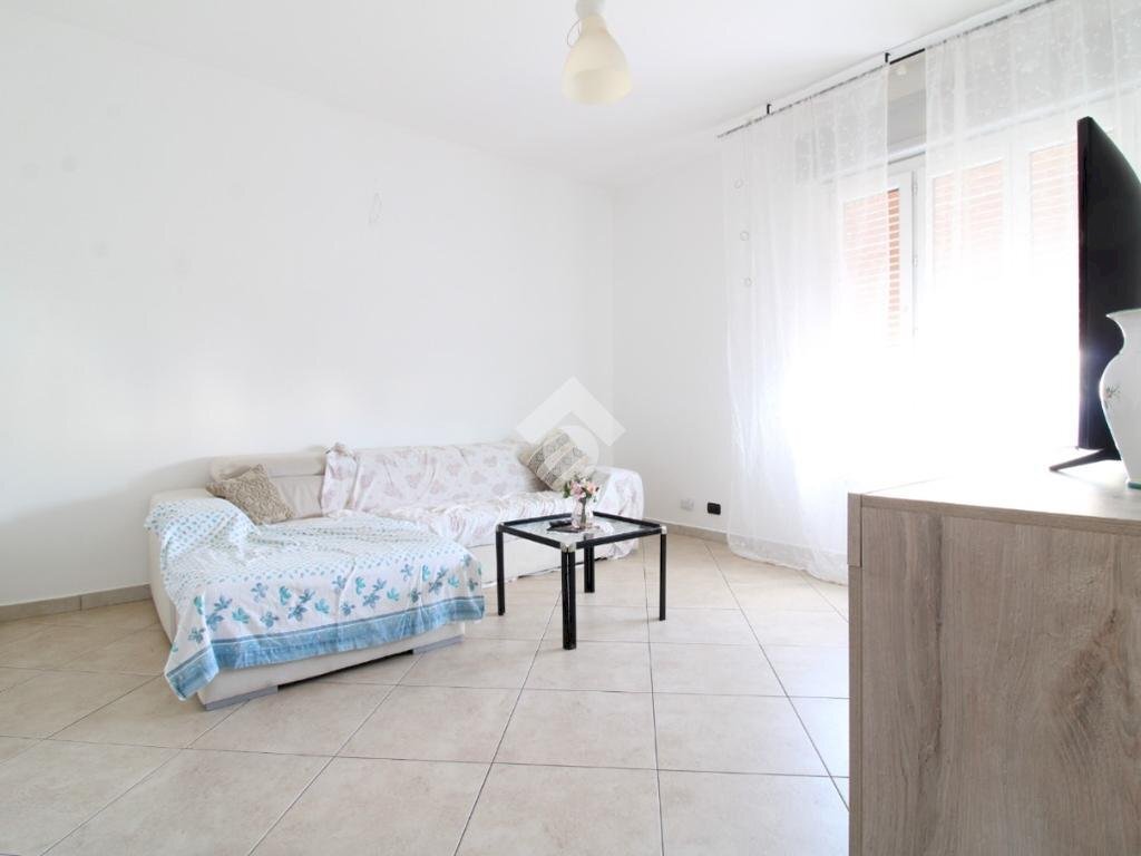 Three-room apartment Via Radici In Monte, Sassuolo - photo 2