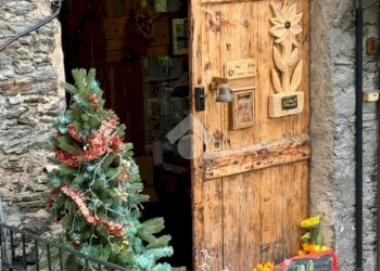 Three-room apartment Frazione Chevreres, Introd - photo 13