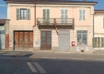 Facciata - Rustico piazza Domenico Gay, Scurzolengo - foto 9