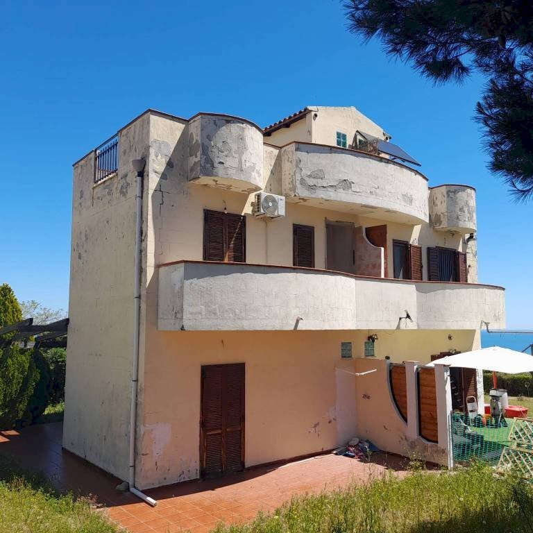 Facciata - Villa contrada Santa Venere, Rocca Imperiale - photo 2