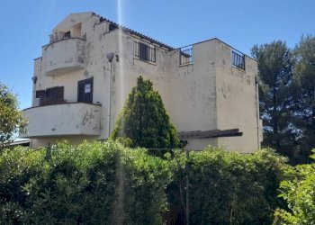 Facciata - Villa contrada Santa Venere, Rocca Imperiale - photo 1