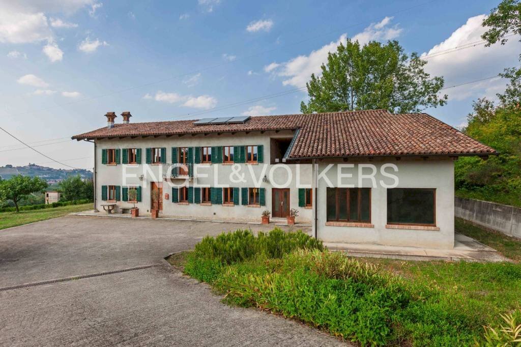 Facciata - Rustico via Gallo, Neive - foto 1