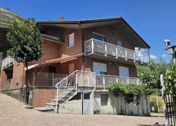 Semi-detached Villa regione Pallin, Aosta - photo 2