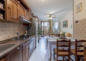 Cucina - Casa semi indipendente Via del Pozzo
 
3, Cuveglio - foto 6