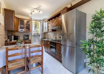 Cucina - Casa semi indipendente Via del Pozzo
 
3, Cuveglio - foto 7