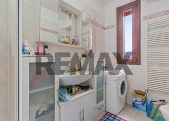 Bagno - Bilocale via Margorabbia
 
42, Montegrino Valtravaglia - foto 13