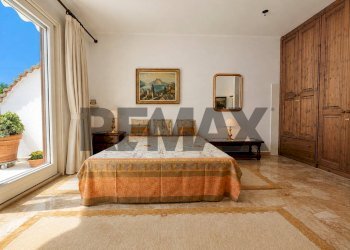 Camera / camera da letto - Trilocale via delle Robinie
 
23, Valsolda - foto 14