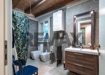 Bagno - Villa Via Ravenna
 
595, Ferrara - photo 39