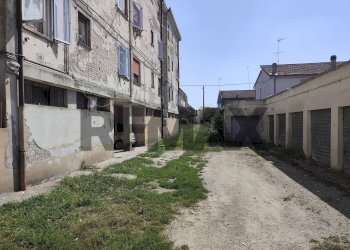 Edificio all\'aperto - Appartamento Via Trieste, 3, Portomaggiore - foto 14