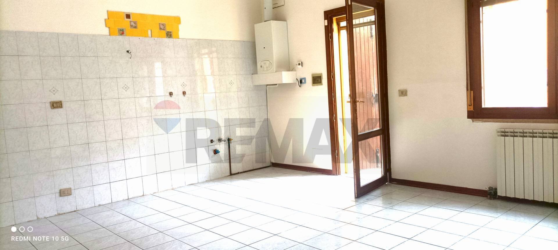 Stanza vuota - Two-room apartment Via Amendola
93, Argenta - photo 2